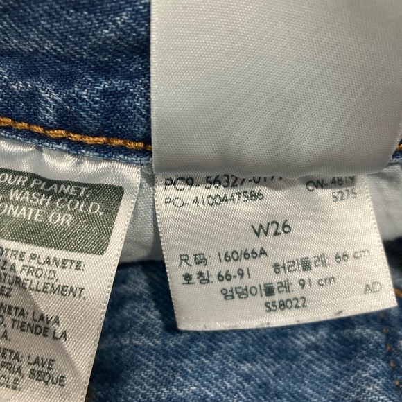 Levi’s Women’s 501 Cutoff Denim Jean Shorts size 26. - Picture 5 of 7